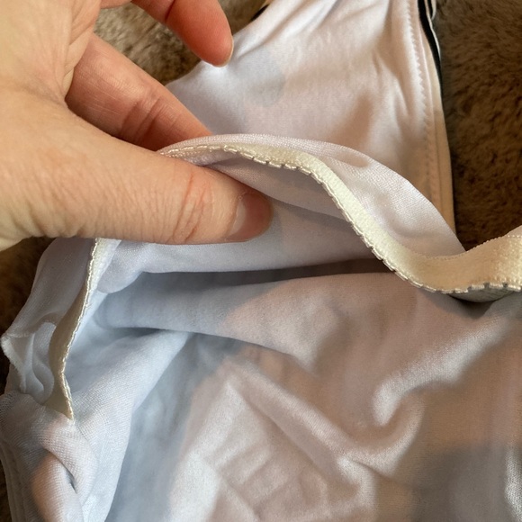 O’neill one piece swimsuit, halter top, black and white. XS. Never worn. - Picture 4 of 10